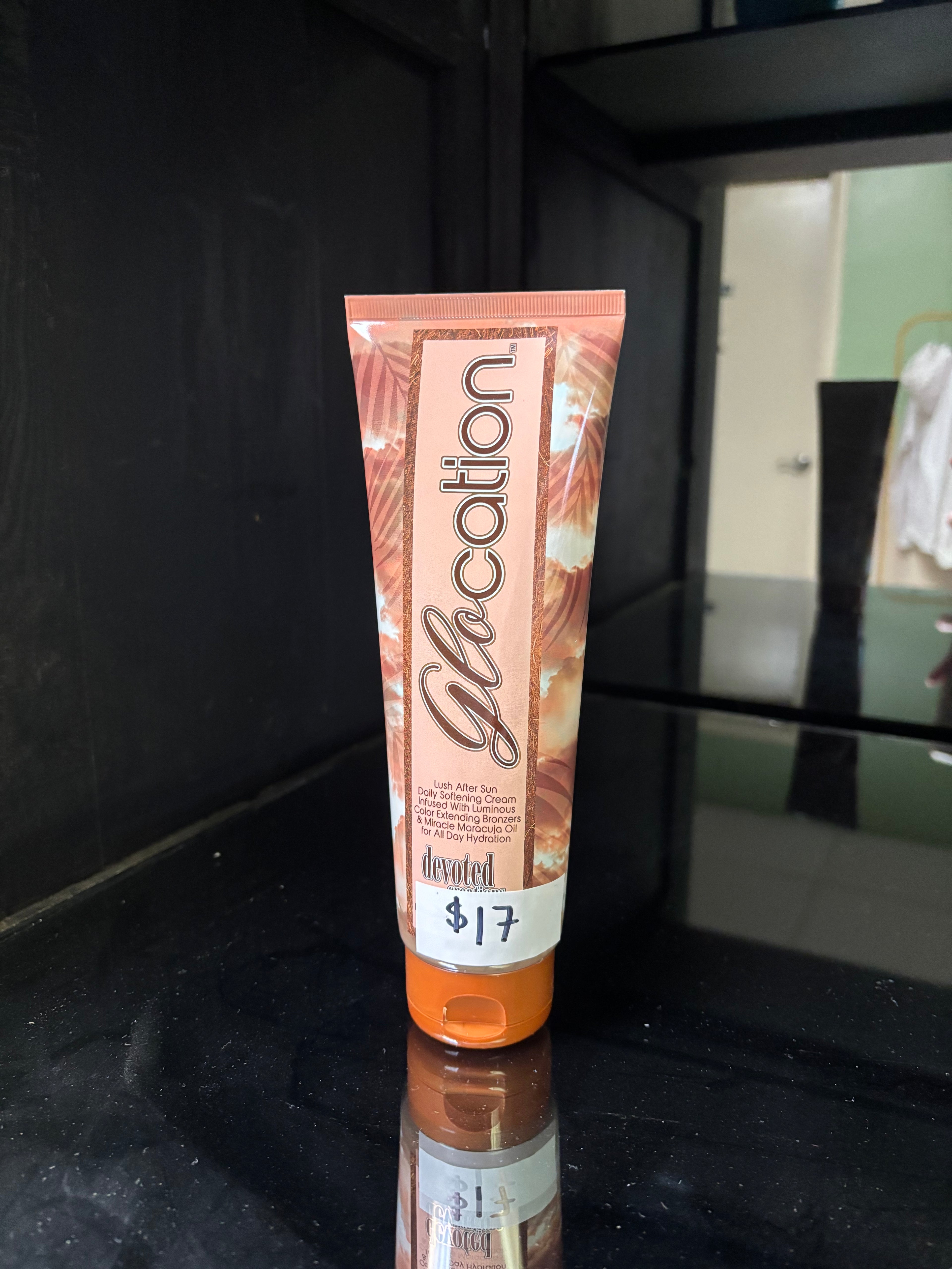 Devoted Creations Glowcation